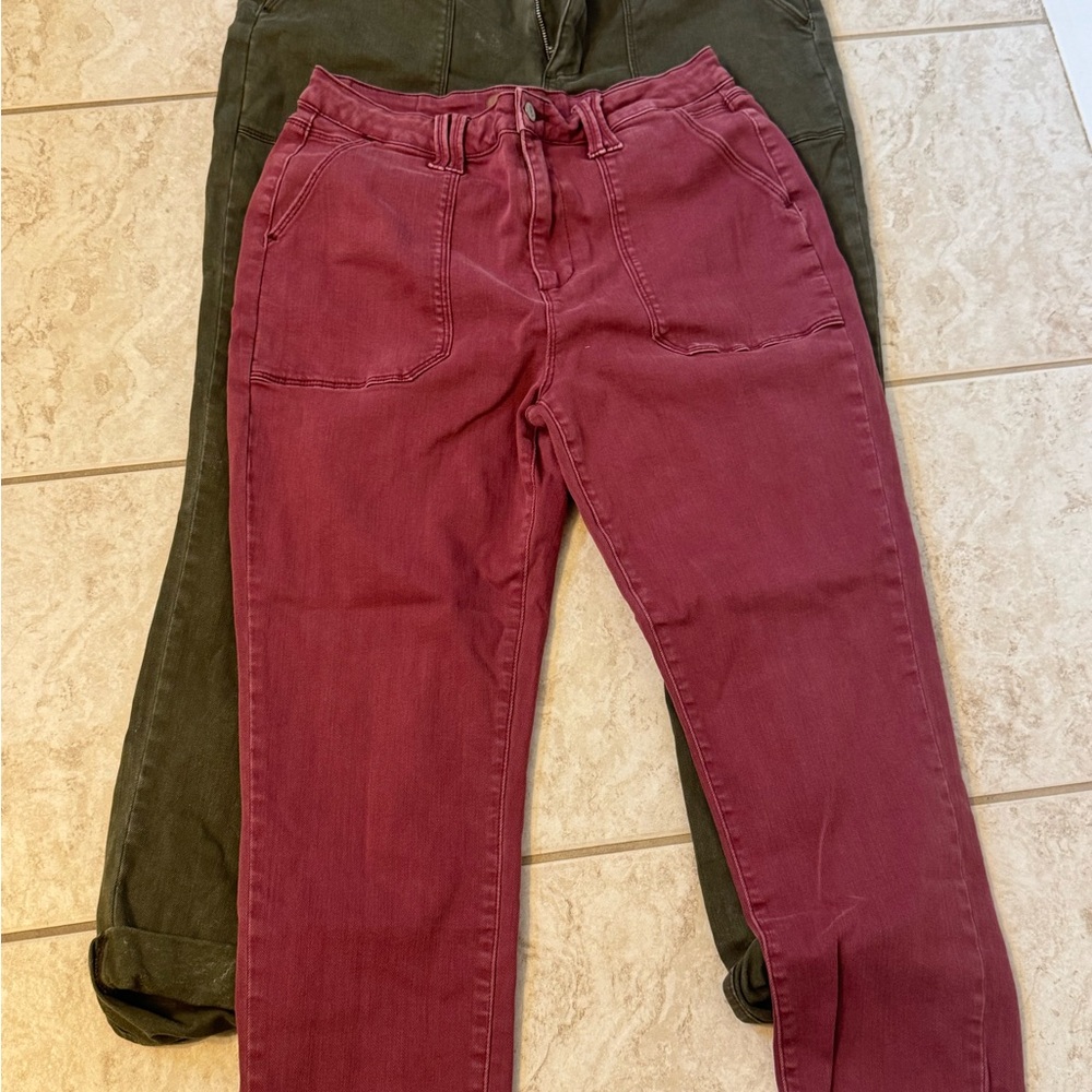 Judy Blue Maroon and Olive Pants Set size 13/31